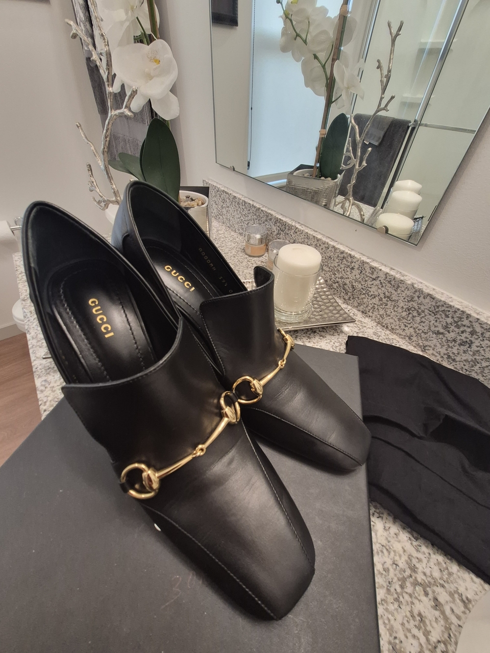 GUCCI Black Leather Horsebit Loafers for Women